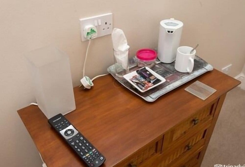 ベッドアンドブレックファースト The Beeches