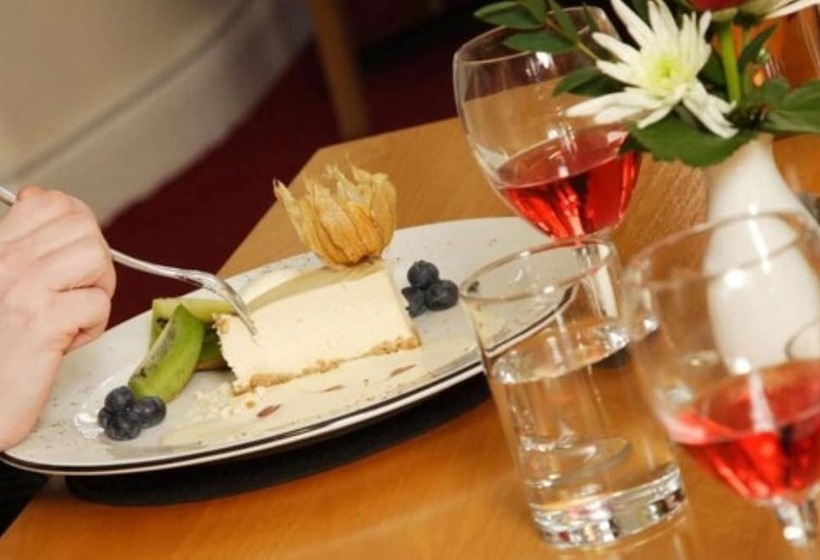 فندق Portrush Adelphi