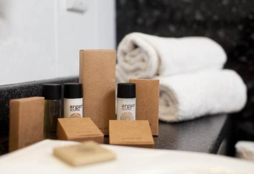 فندق Portrush Adelphi