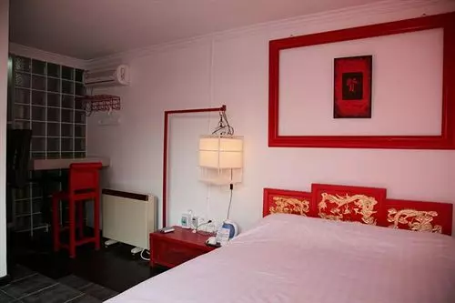 Hotelli Du Palais Rouge (bell Tower)