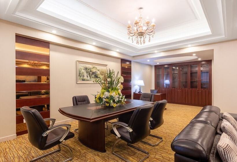 ホテル Haili Garden