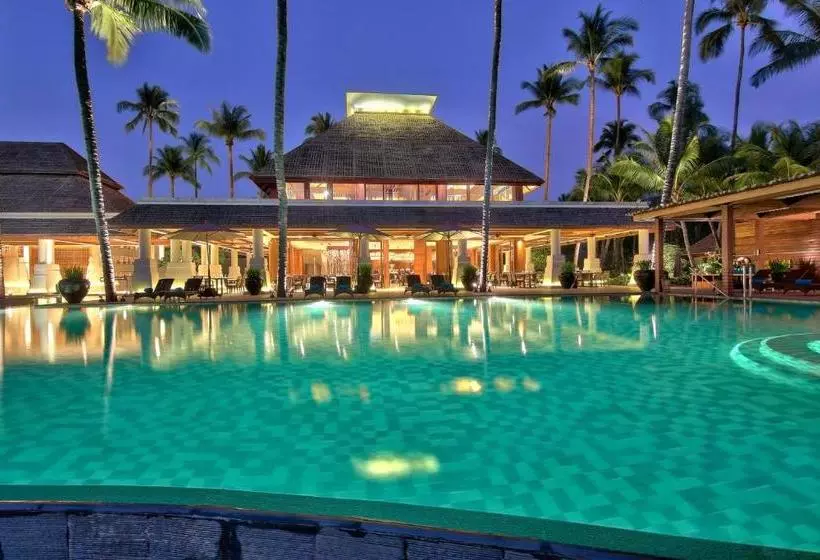 هتل Hilton Ngapali Resort & Spa