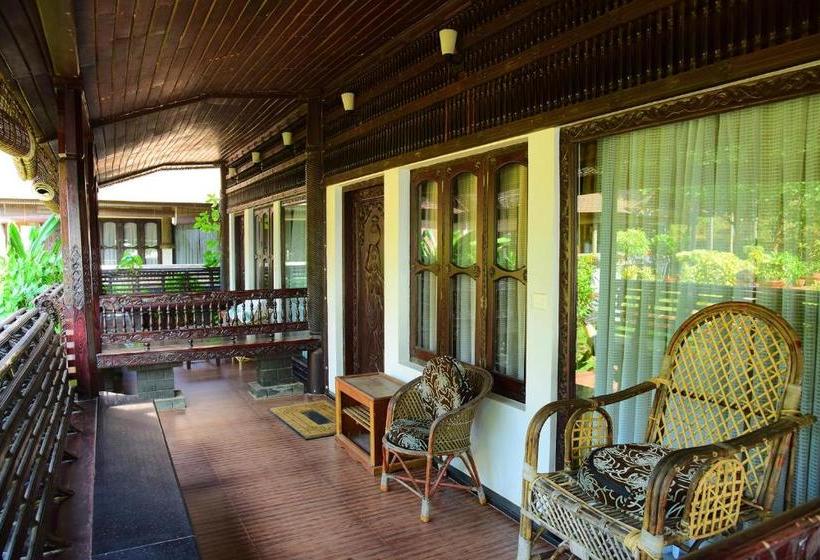 בית מלון כפרי Palm Tree Heritage