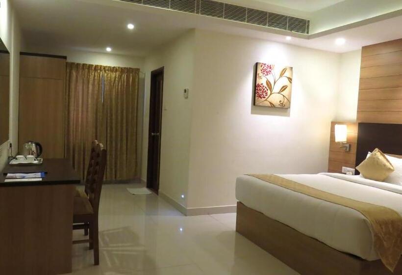 בית מלון כפרי Rajadhani