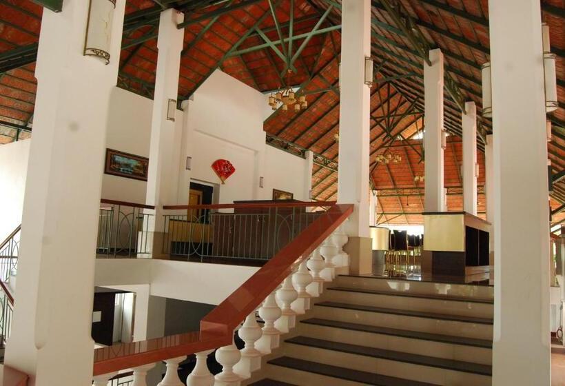 בית מלון כפרי Rajadhani