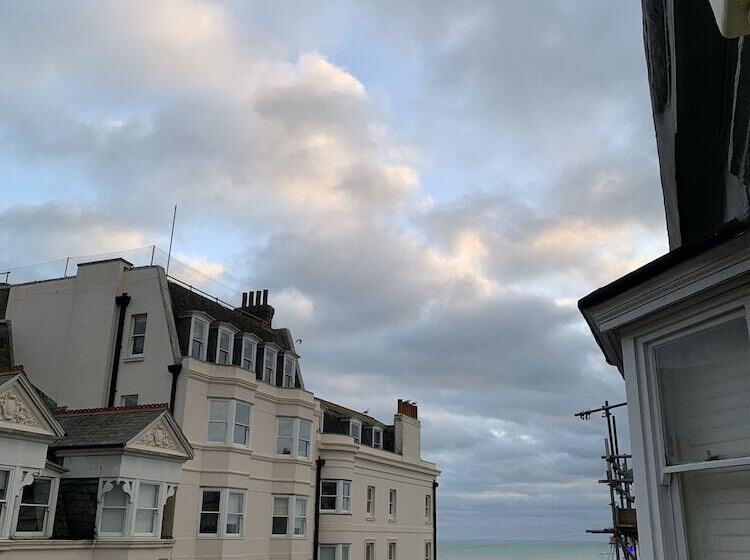 בית מלון כפרי Relax Inn Guest House