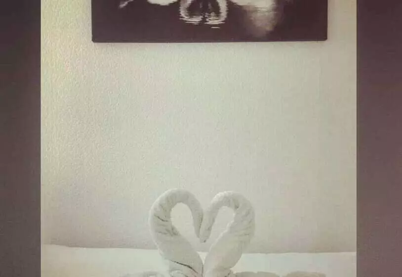 هتل Relax Inn Guest House