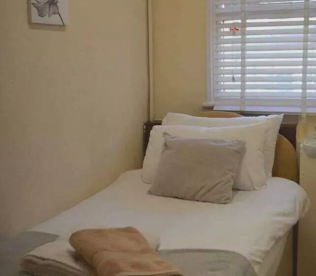 هتل Relax Inn Guest House