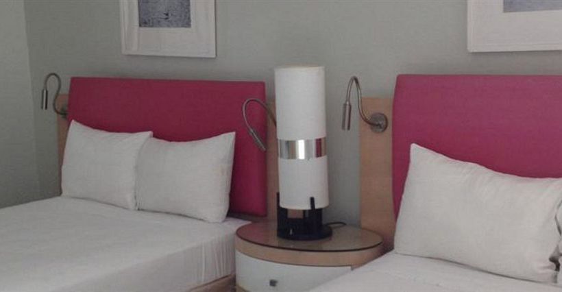 فندق Santa Barbara Hostel