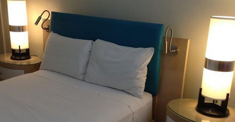 فندق Santa Barbara Hostel