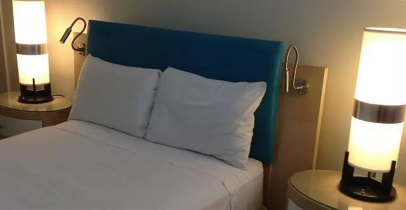 ホテル Santa Barbara Hostel