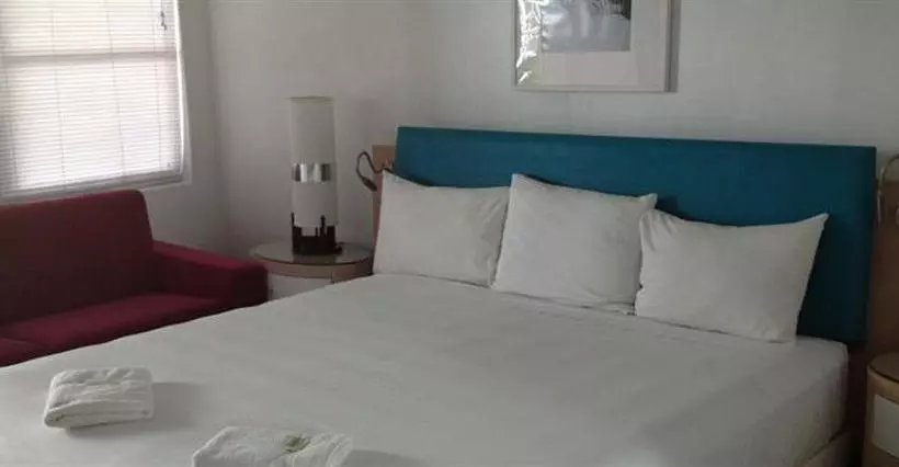 ホテル Santa Barbara Hostel