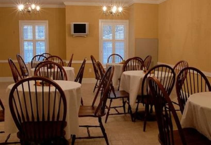 酒店 Selinsgrove Inn