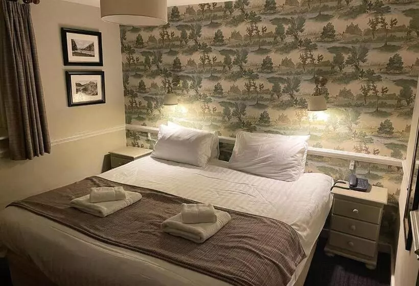 Отель The Bridge Inn