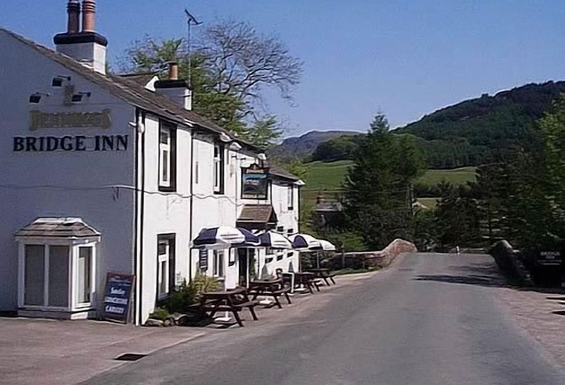 酒店 The Bridge Inn