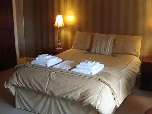 Hotel The Red Lion  & Dining