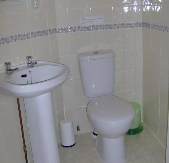 ペンション Birklands Guest House