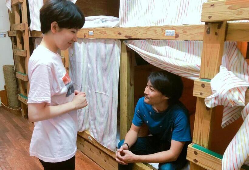 פנסיון Guesthouse Camcam Okinawa   Hostel