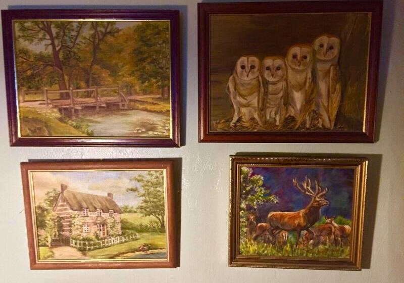 بنسيون Thatched Cottage