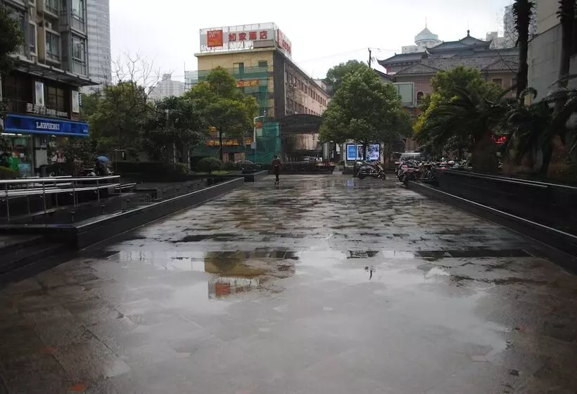 The Sidihome Service Apartment