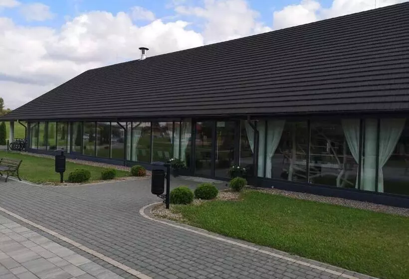 ユースホステル Dworek Hołny