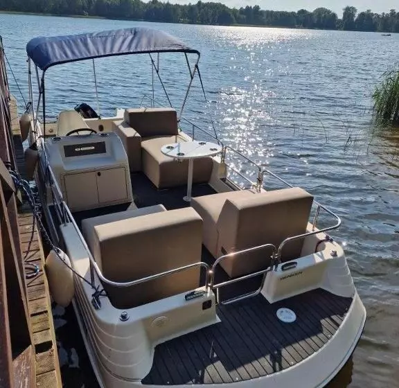 ユースホステル Dworek Hołny