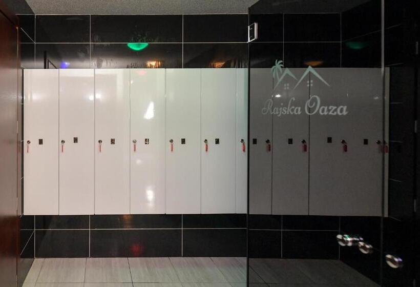 הוסטל Rajska Oaza