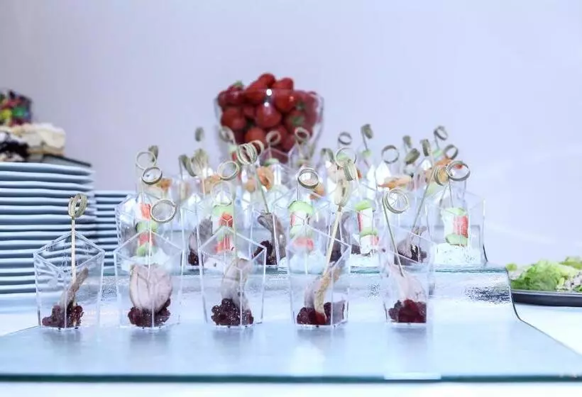 ユースホステル Restauracja Hotel Vip