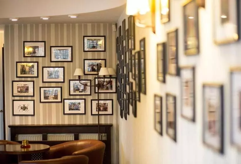 ユースホステル Restauracja Hotel Vip