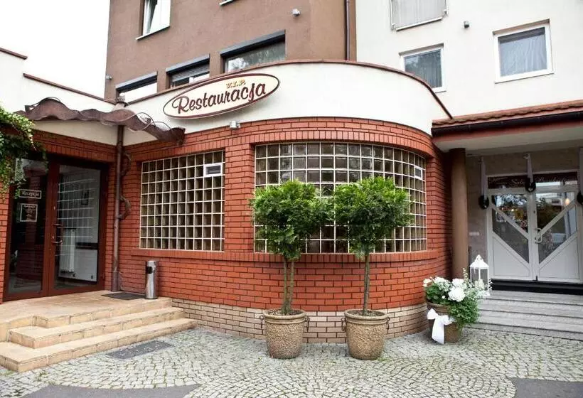 ユースホステル Restauracja Hotel Vip