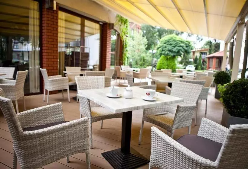 ユースホステル Restauracja Hotel Vip