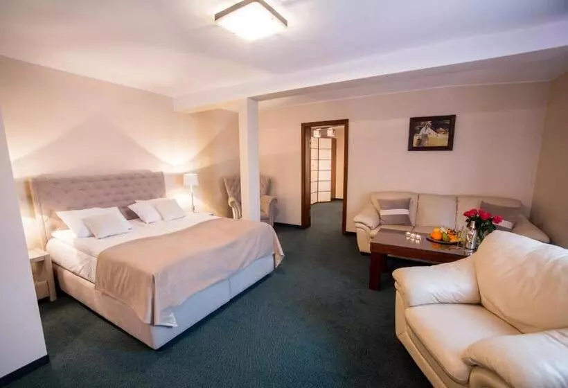 ユースホステル Restauracja Hotel Vip