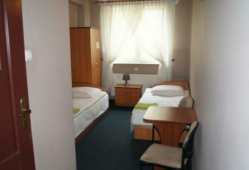 Herberge Zajazd Fadom