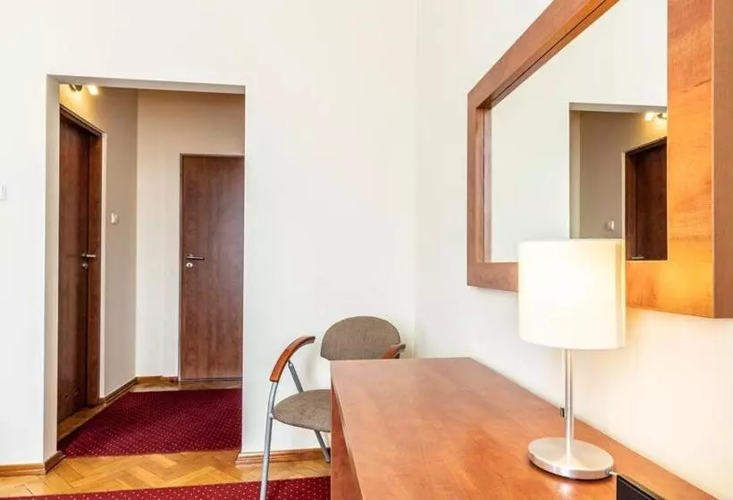 ユースホステル Zajazd Michałowo