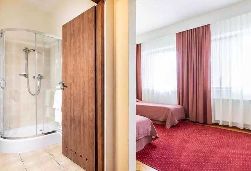 ユースホステル Zajazd Michałowo