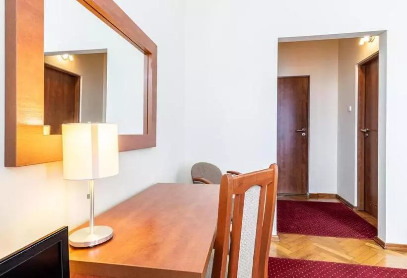 ユースホステル Zajazd Michałowo