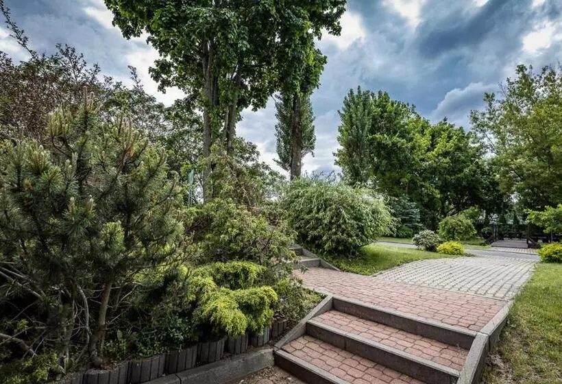 ユースホステル Zajazd Michałowo