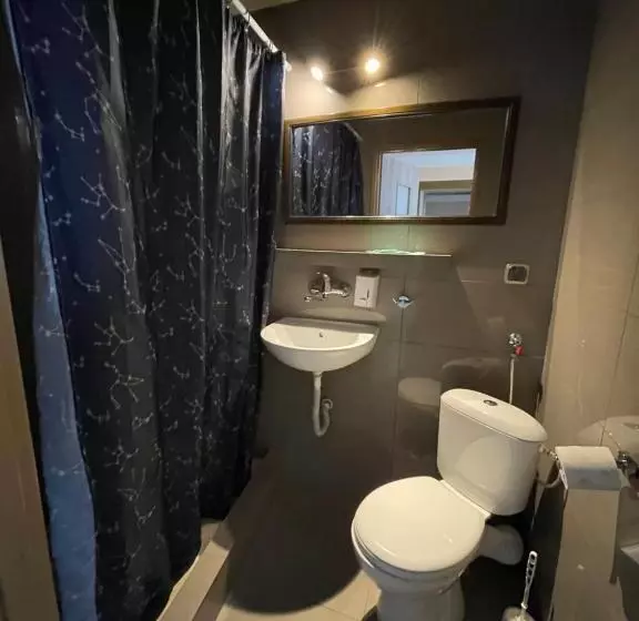 ユースホステル Zajazd Restauracja Derby