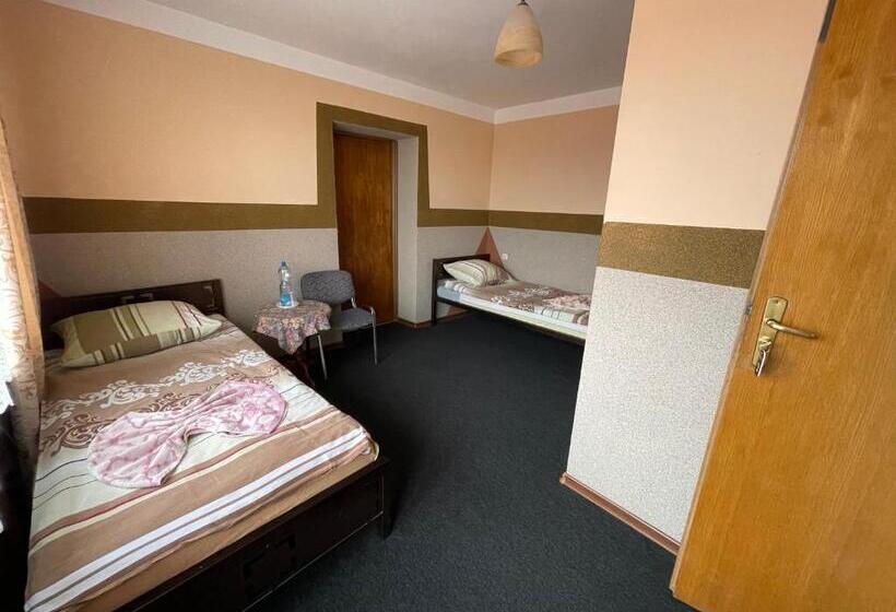 旅馆 Zajazd Restauracja Derby