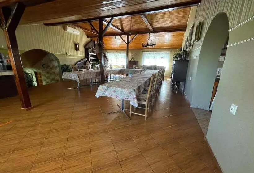 ユースホステル Zajazd Restauracja Derby