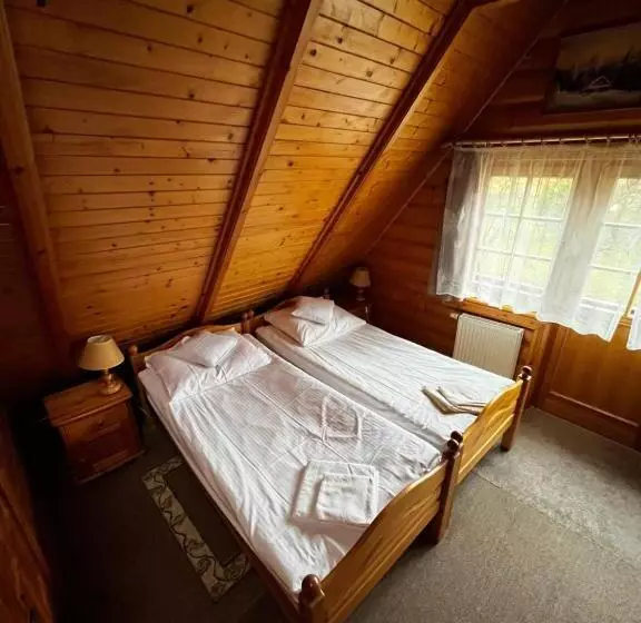 Aamiaismajoitus (B&B) Chata Sosnówka Residence