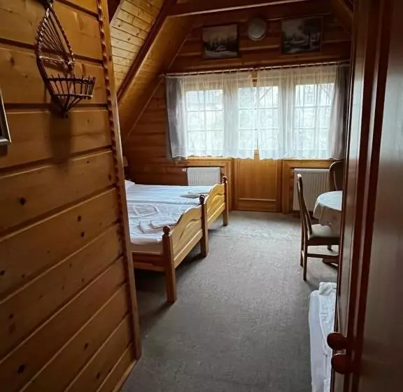 Aamiaismajoitus (B&B) Chata Sosnówka Residence