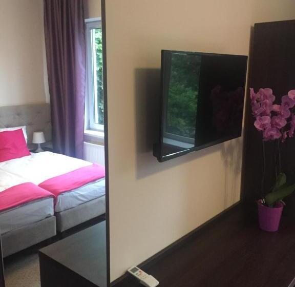 ベッドアンドブレックファースト City Rooms Szczecin