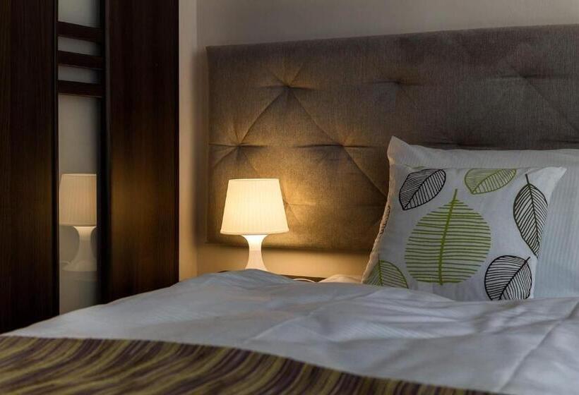 ベッドアンドブレックファースト City Rooms Szczecin