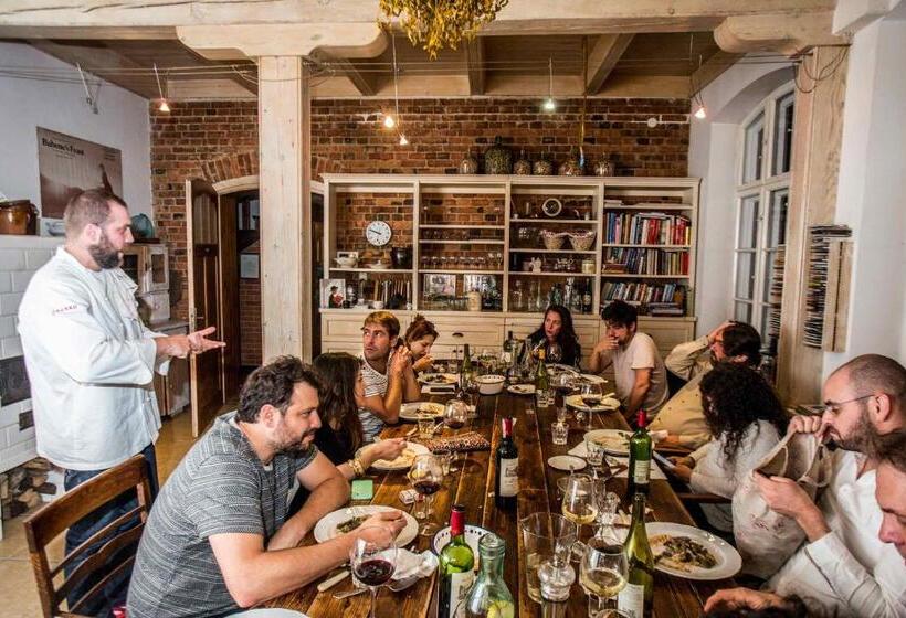 Bed and Breakfast Dom Gościnny Stara Szkoła