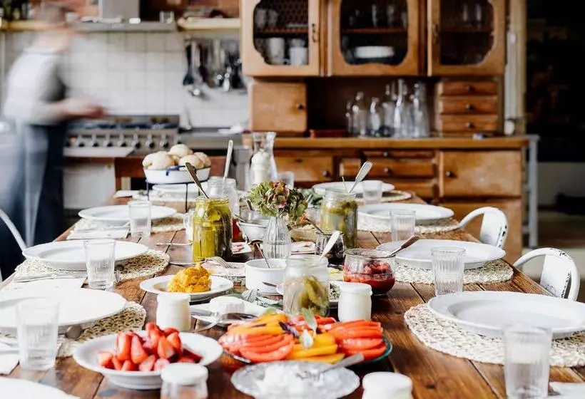 Aamiaismajoitus (B&B) Dom Gościnny Stara Szkoła