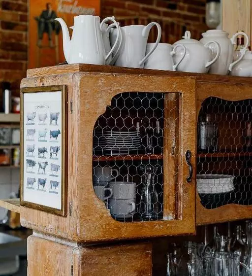 Aamiaismajoitus (B&B) Dom Gościnny Stara Szkoła