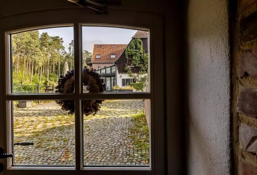 ベッドアンドブレックファースト Gościniec Pod Zającem