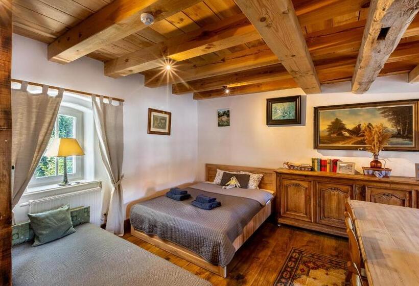 Bed and Breakfast Gościniec Pod Zającem