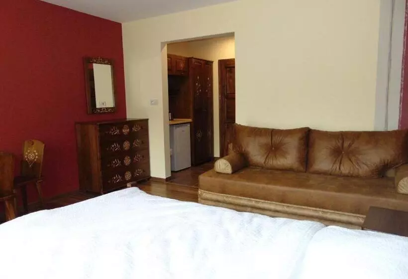 Aamiaismajoitus (B&B) Gosciniec Pod Brzegiem